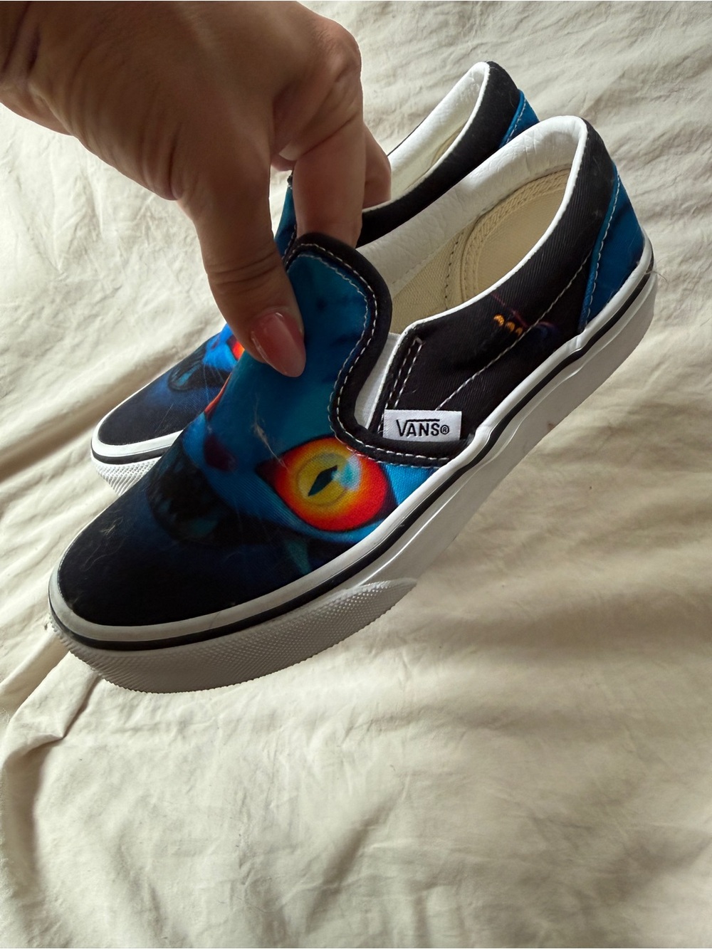 K Pop Demon Hunters vans - Picture 2 of 4